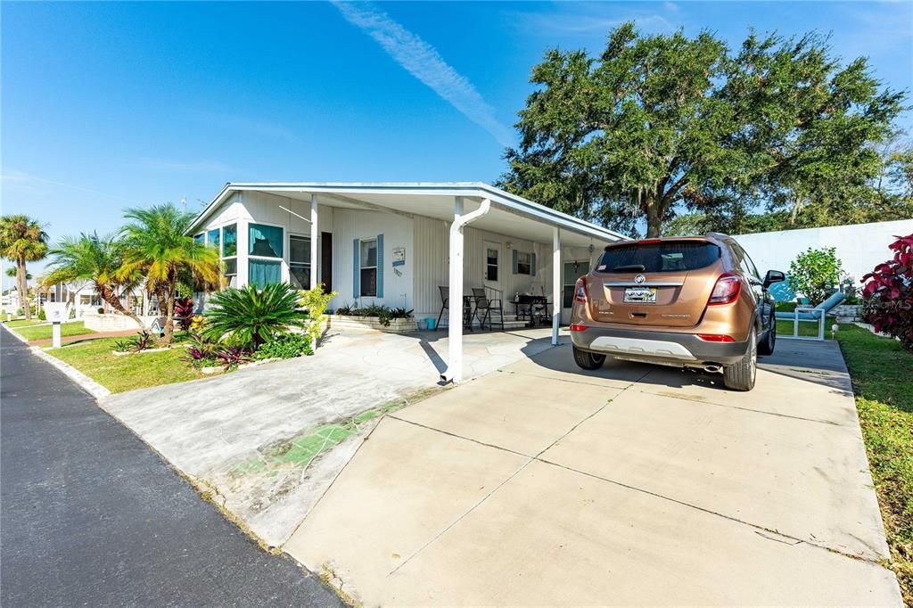 Double driveway in this home!