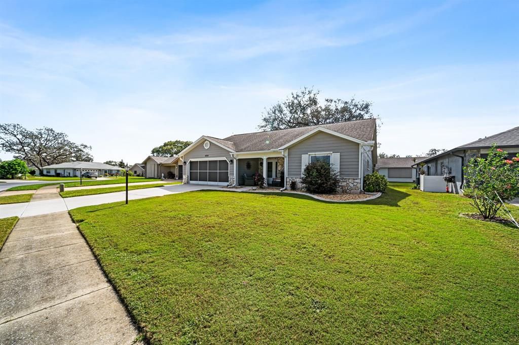 For Sale: $299,000 (3 beds, 2 baths, 1756 Square Feet)