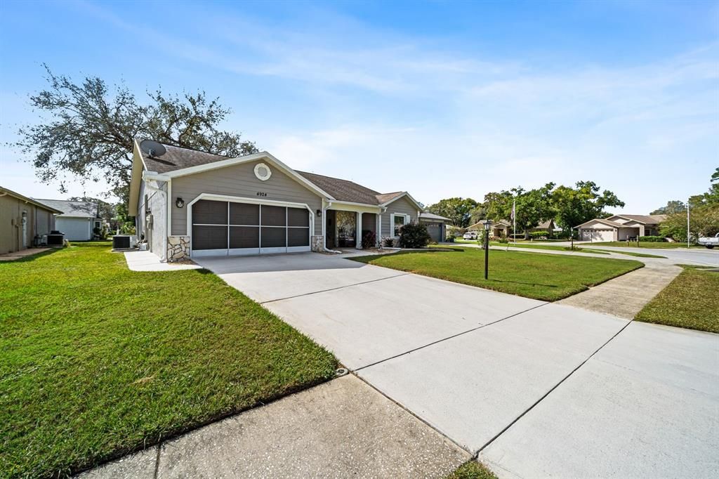 For Sale: $299,000 (3 beds, 2 baths, 1756 Square Feet)