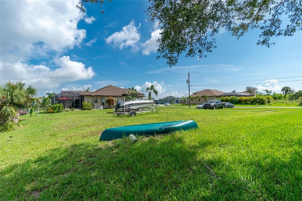 For Sale: $750,000 (3 beds, 2 baths, 2456 Square Feet)