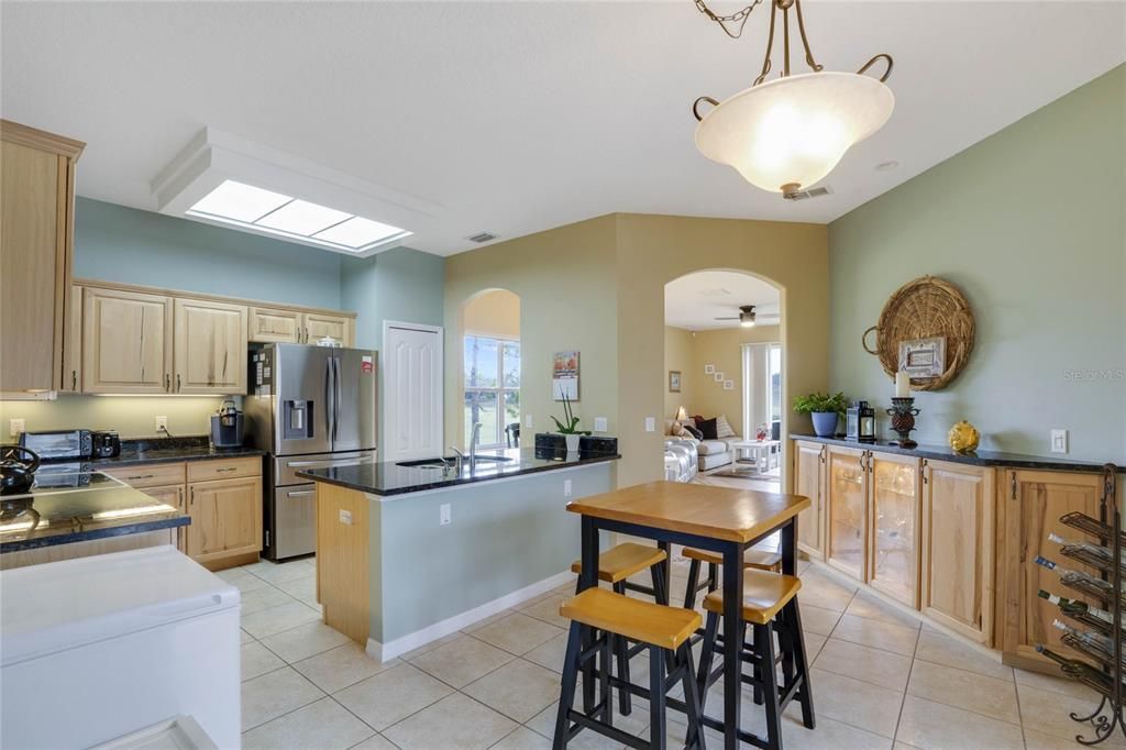 Kitchen & Breakfast Nook