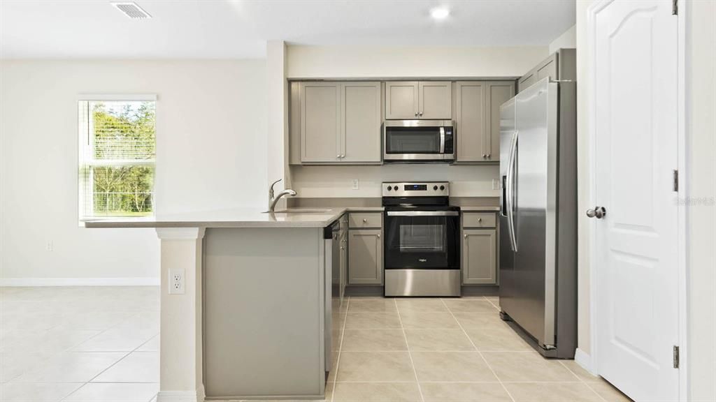 For Sale: $282,990 (3 beds, 2 baths, 1463 Square Feet)