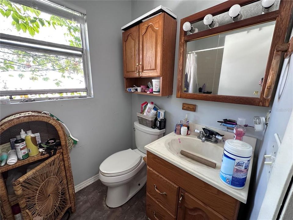 For Sale: $375,000 (3 beds, 2 baths, 1806 Square Feet)