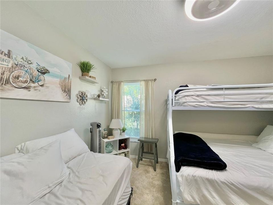 For Sale: $415,000 (3 beds, 2 baths, 1623 Square Feet)