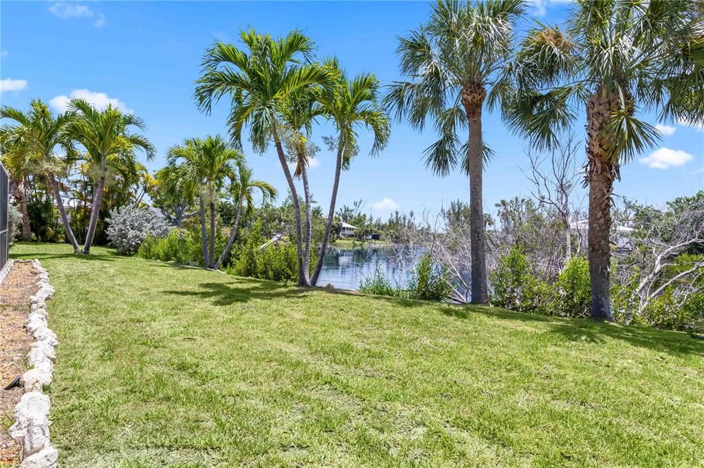 The backyard fronts the lake and is the peaceful and beautiful!