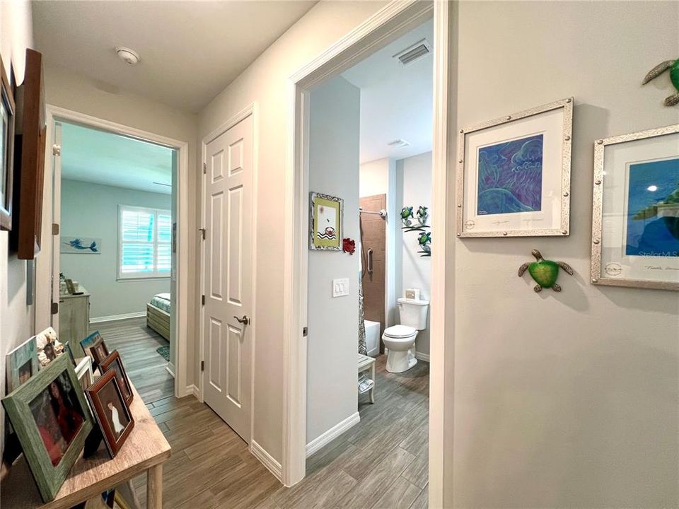 Hallway with the 2 guest bedrooms and guest bathrooms