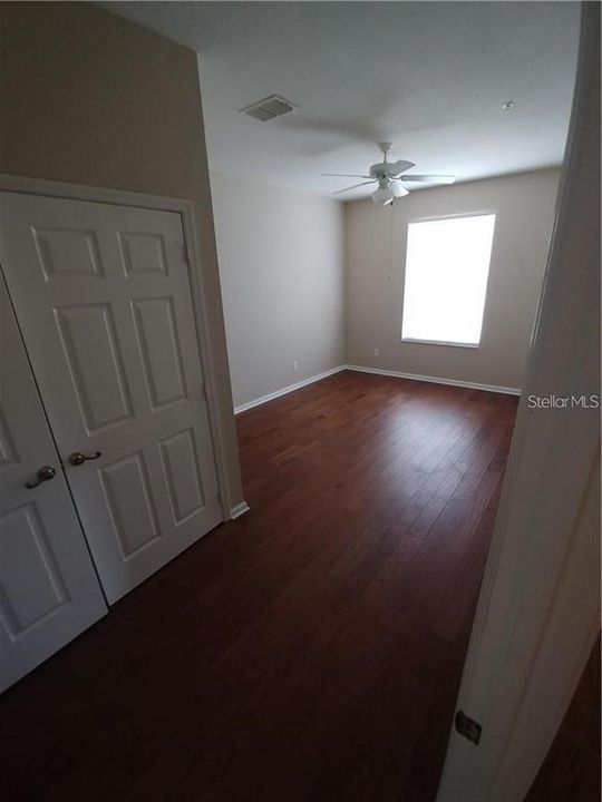 For Rent: $1,900 (3 beds, 2 baths, 1208 Square Feet)