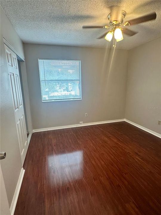 For Rent: $1,450 (2 beds, 1 baths, 1189 Square Feet)