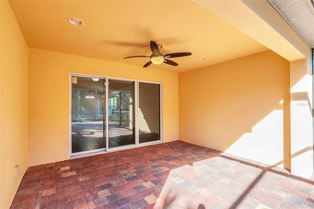 For Rent: $2,995 (3 beds, 2 baths, 1554 Square Feet)