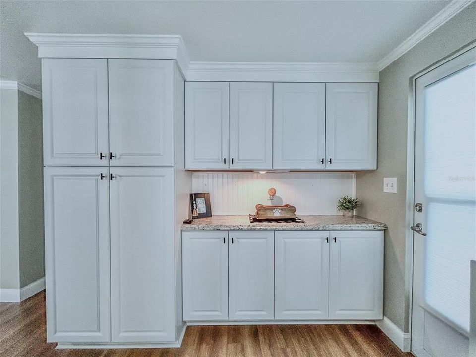 Entry way/cabinet storage