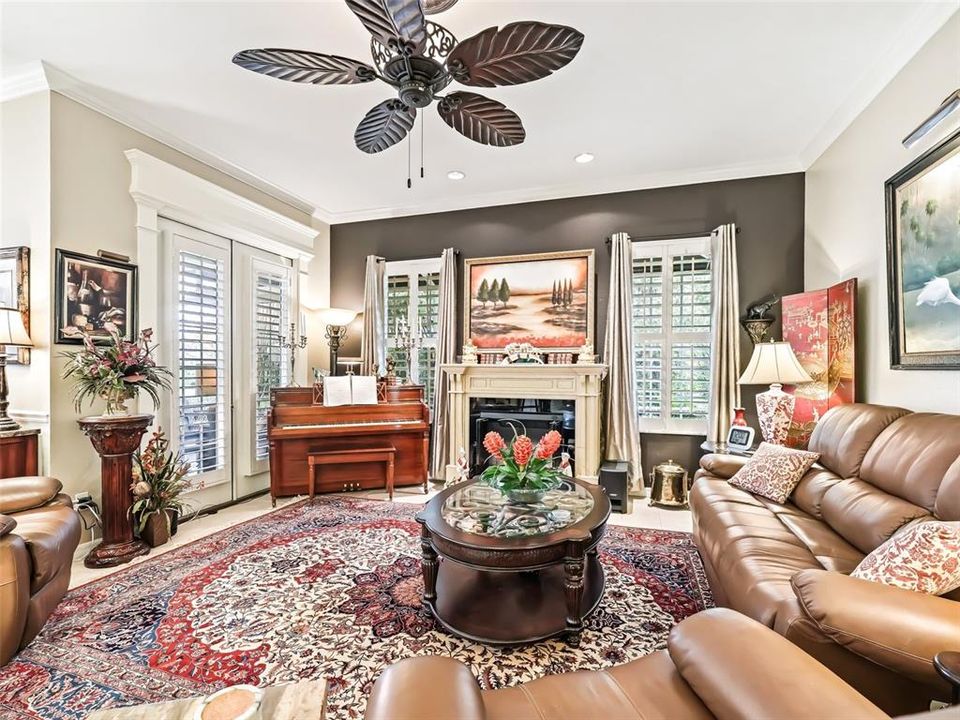 Living area w/Plantation shutters