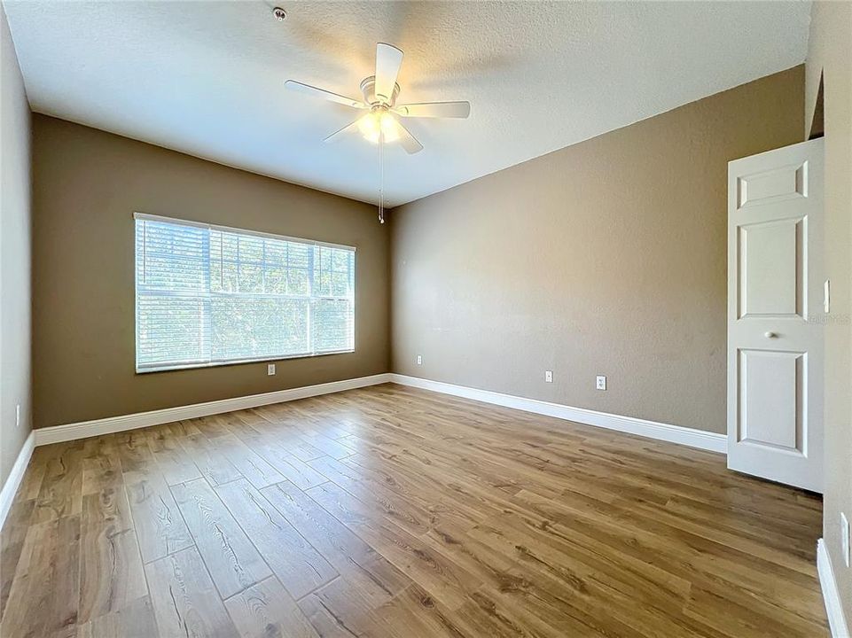 For Rent: $2,300 (3 beds, 2 baths, 1457 Square Feet)