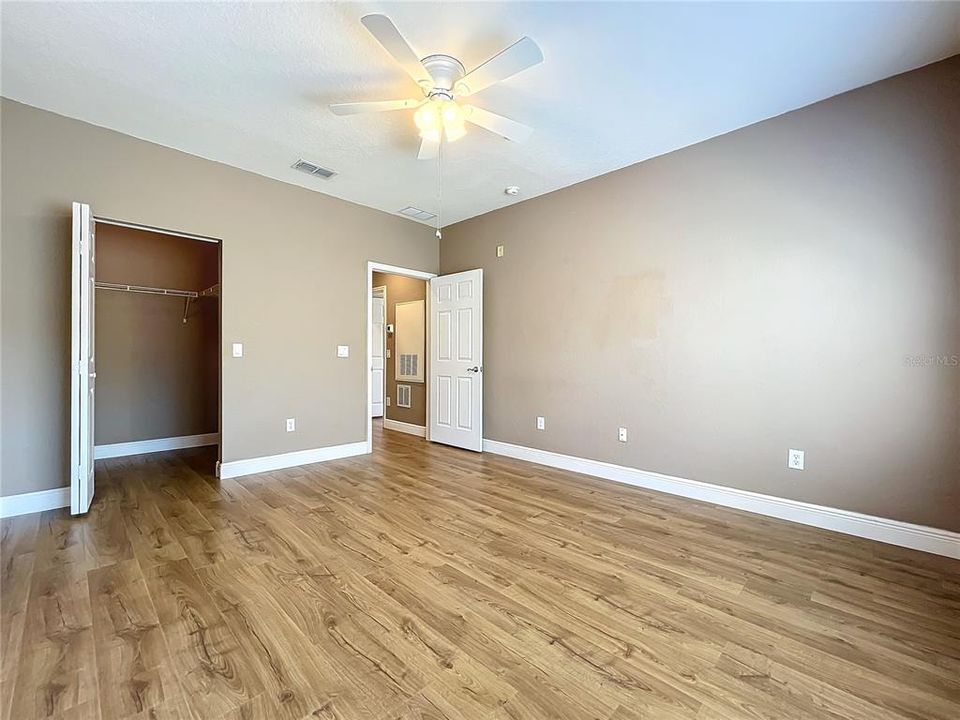 For Rent: $2,300 (3 beds, 2 baths, 1457 Square Feet)