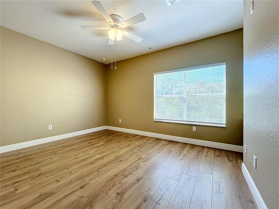 For Rent: $2,300 (3 beds, 2 baths, 1457 Square Feet)