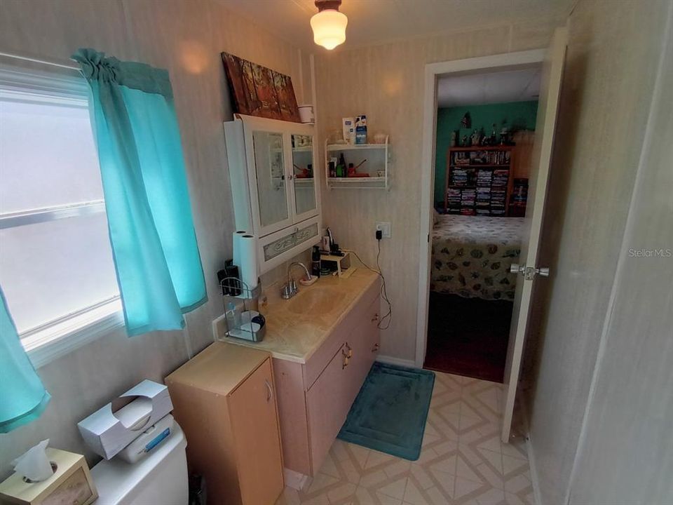 For Sale: $177,500 (3 beds, 2 baths, 1104 Square Feet)