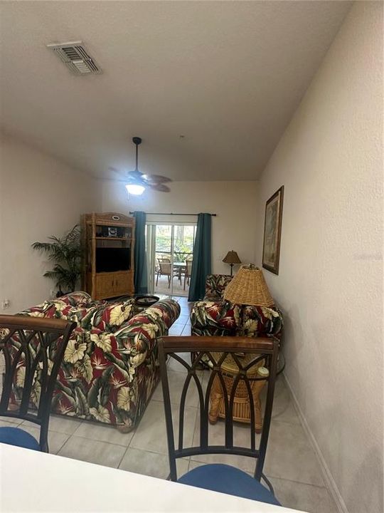 En Venta: $226,000 (2 camas, 2 baños, 1307 Pies cuadrados)