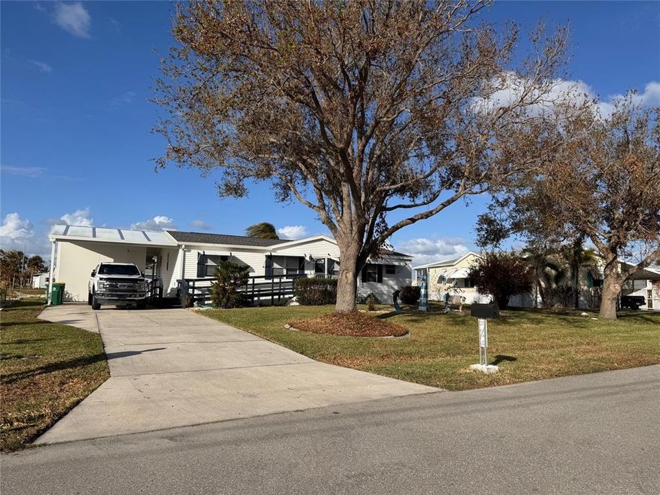 For Sale: $398,000 (3 beds, 2 baths, 1296 Square Feet)