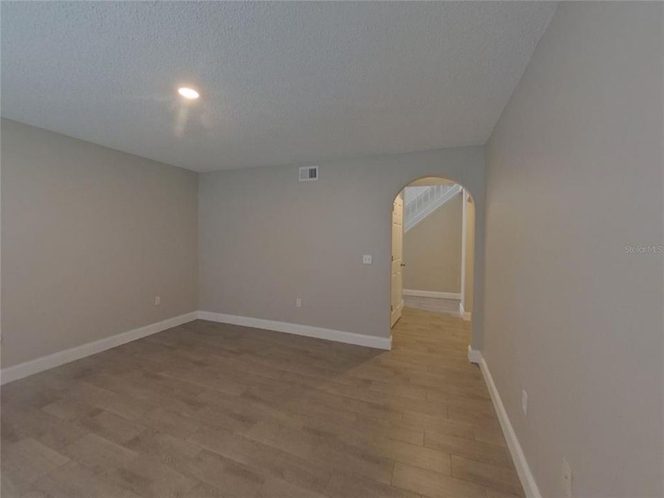 For Rent: $2,239 (4 beds, 2 baths, 2240 Square Feet)