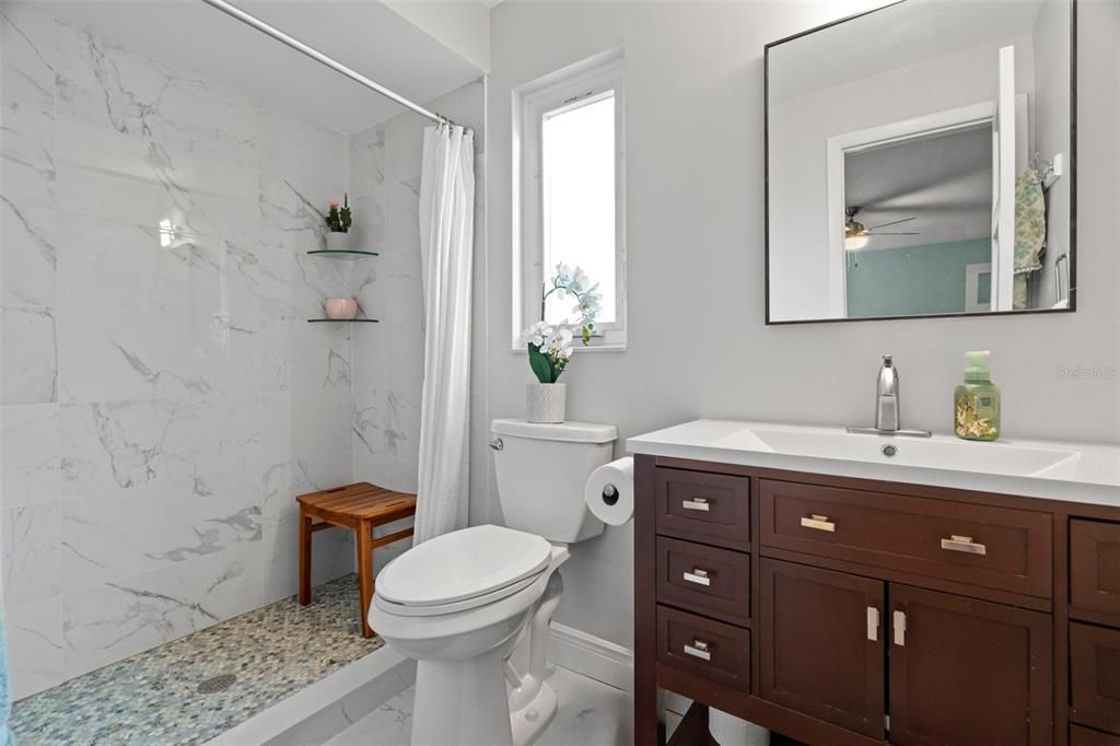 For Sale: $559,000 (2 beds, 2 baths, 1644 Square Feet)