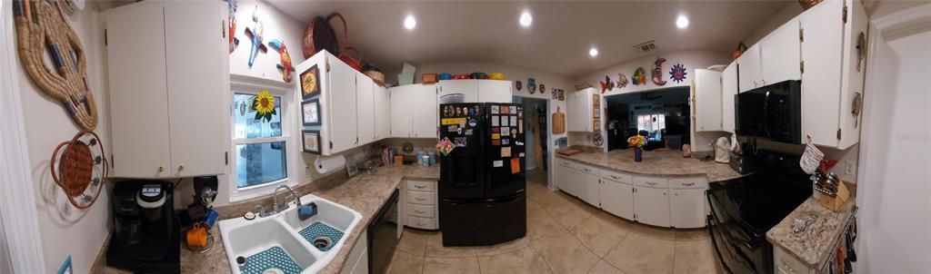 For Sale: $339,900 (2 beds, 2 baths, 1756 Square Feet)