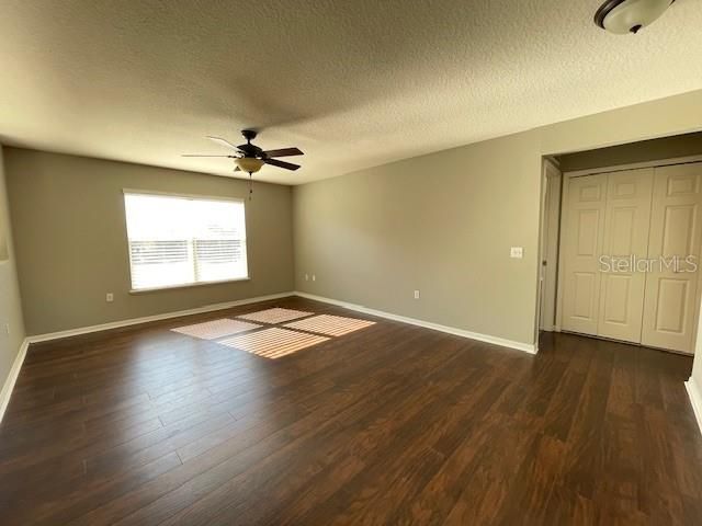 For Rent: $2,500 (4 beds, 2 baths, 3072 Square Feet)