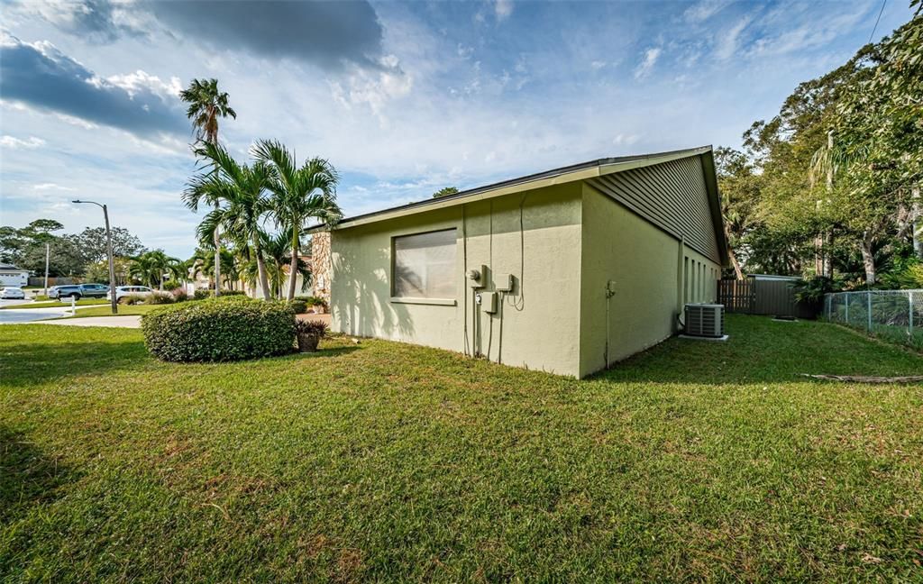 For Sale: $799,000 (3 beds, 2 baths, 2464 Square Feet)