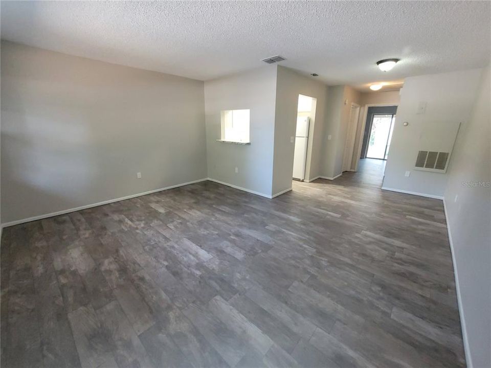 Combo Living/dining room