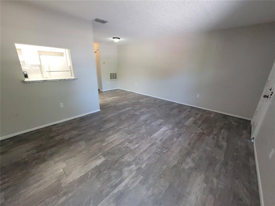 Combo Living/dining room