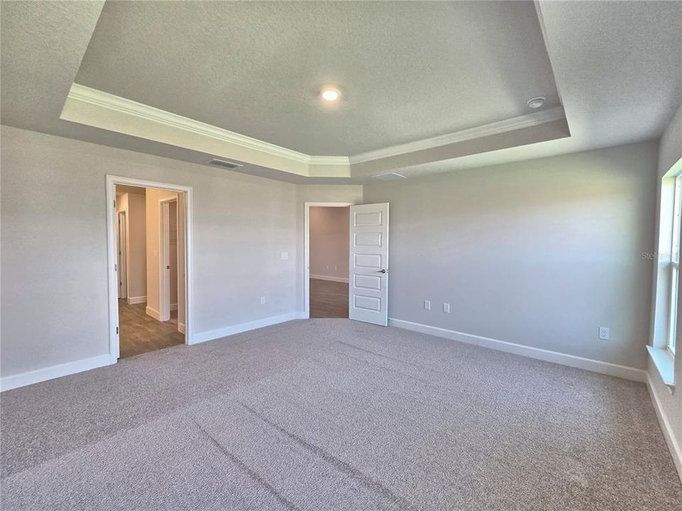 Active With Contract: $403,665 (4 beds, 3 baths, 2200 Square Feet)