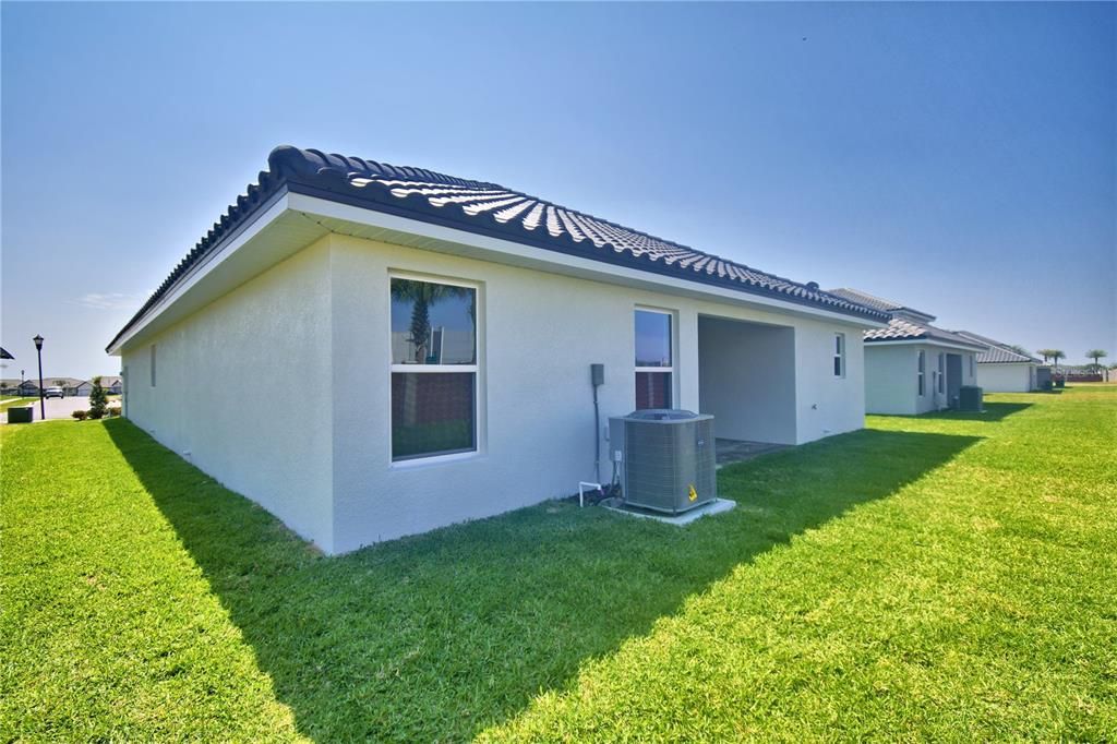 Active With Contract: $403,665 (4 beds, 3 baths, 2200 Square Feet)