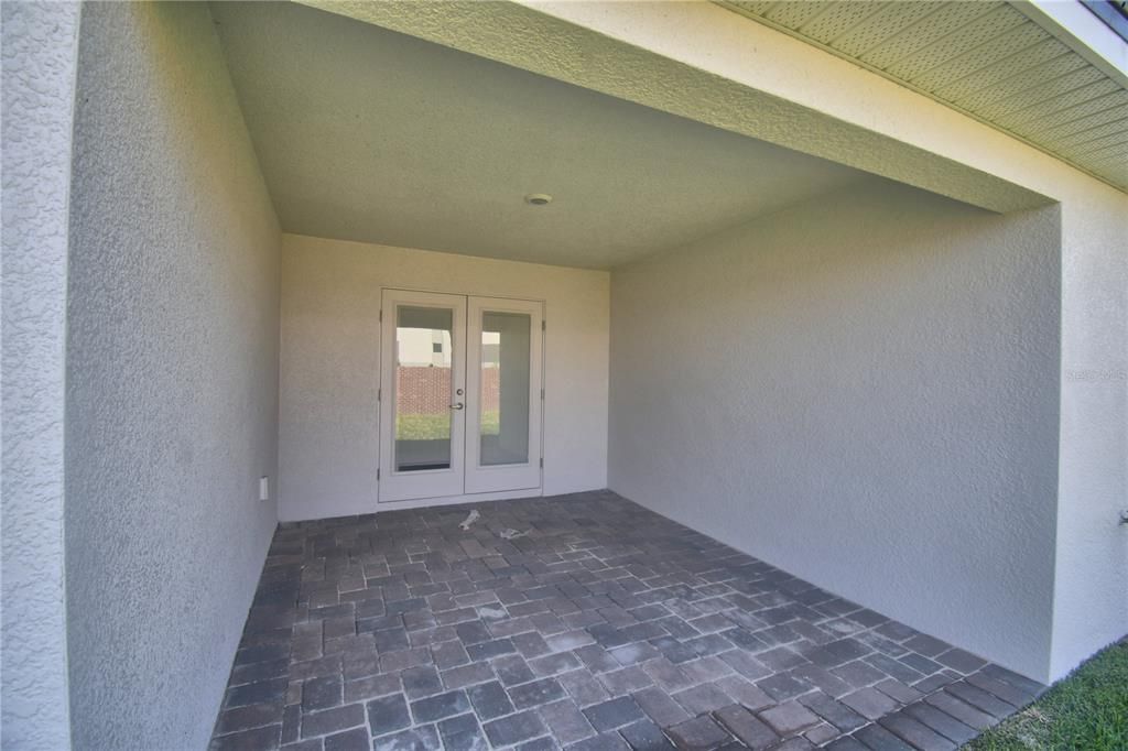 Active With Contract: $403,665 (4 beds, 3 baths, 2200 Square Feet)