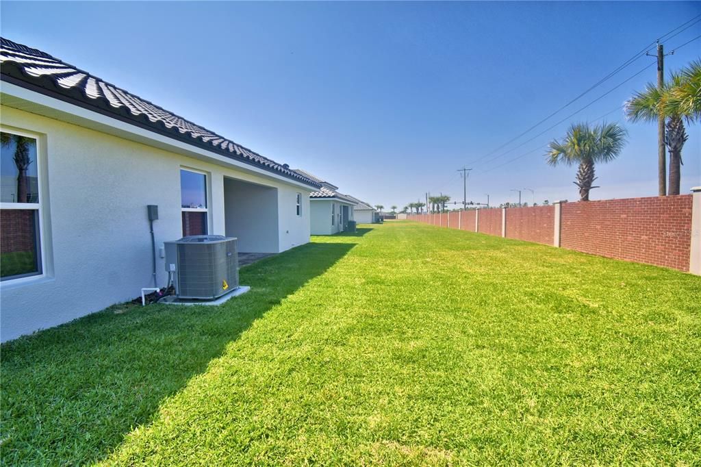 Active With Contract: $403,665 (4 beds, 3 baths, 2200 Square Feet)