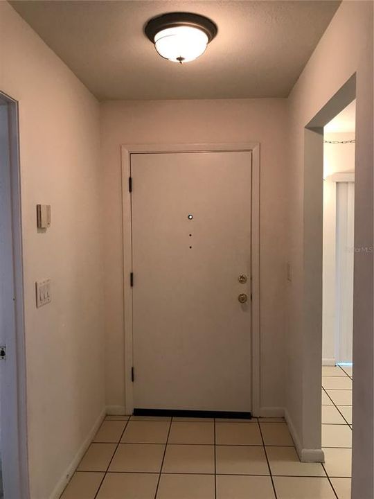 For Rent: $1,850 (2 beds, 2 baths, 1289 Square Feet)