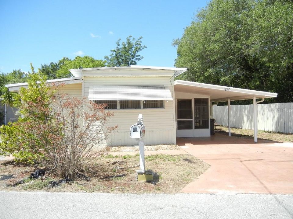 For Sale: $74,900 (2 beds, 1 baths, 1126 Square Feet)