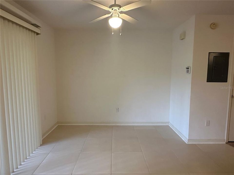 For Rent: $1,950 (3 beds, 2 baths, 1485 Square Feet)