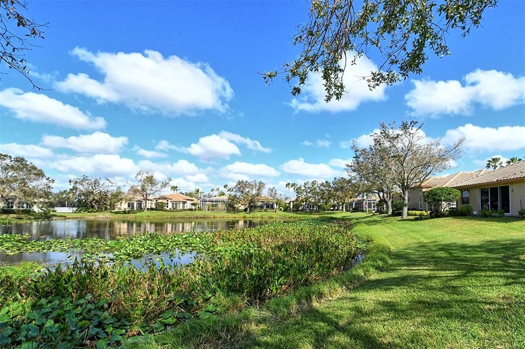 For Sale: $575,000 (2 beds, 2 baths, 1937 Square Feet)