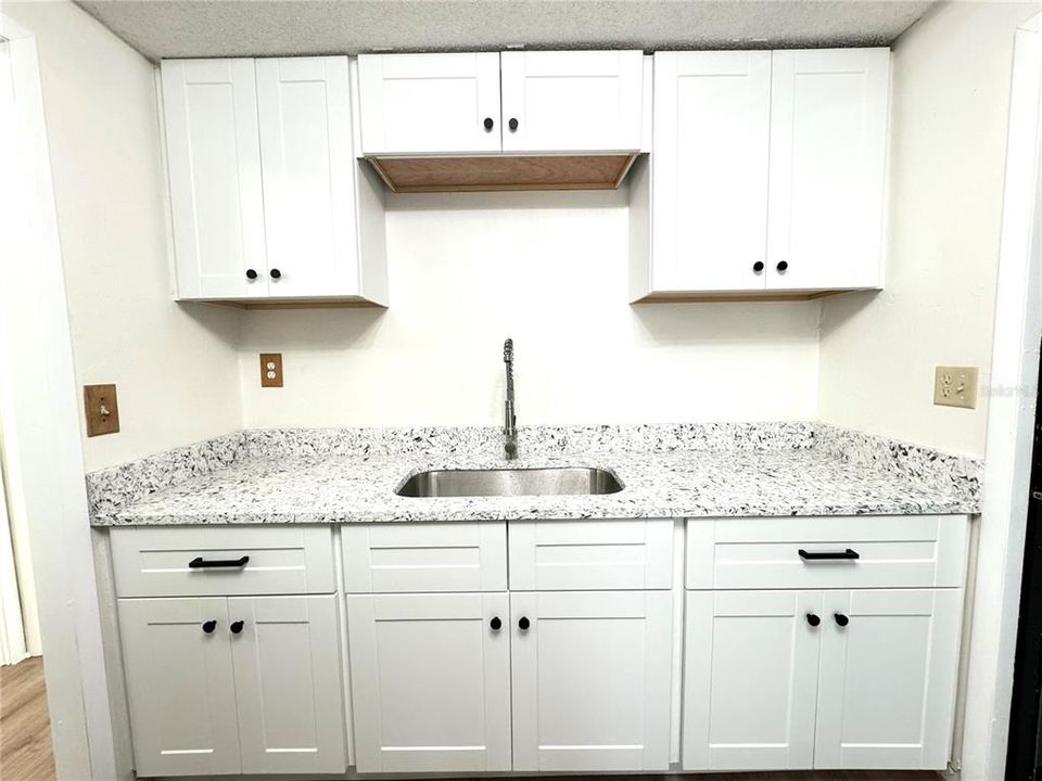 For Rent: $1,799 (3 beds, 2 baths, 1038 Square Feet)