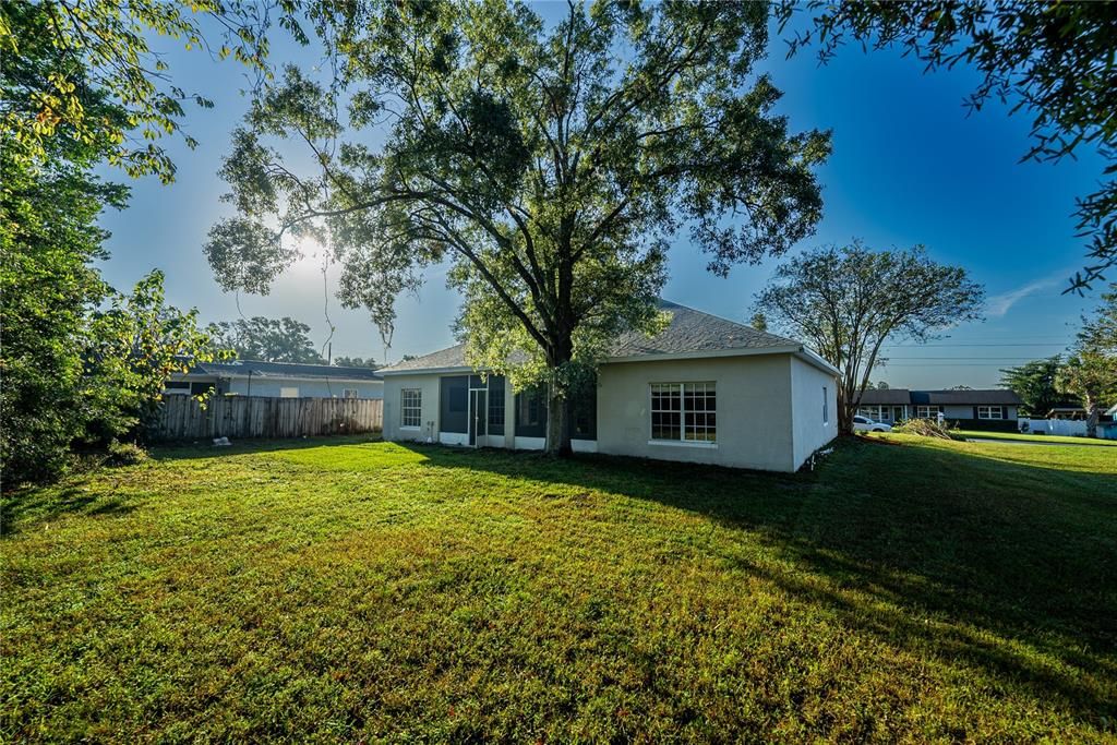 For Sale: $435,000 (3 beds, 2 baths, 1868 Square Feet)