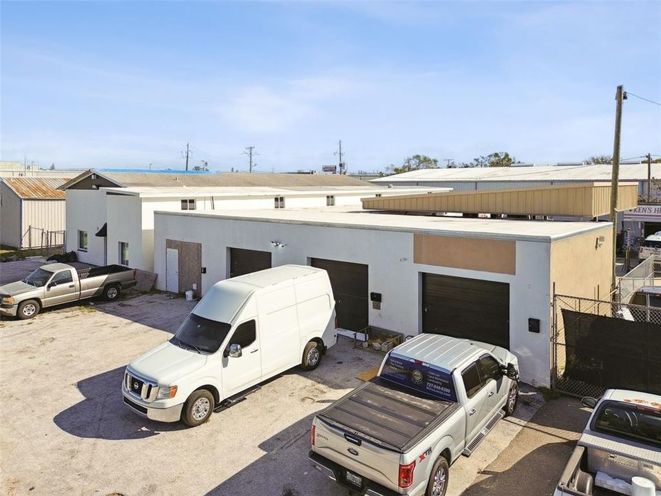 Pinellas Park Flex Space offered by GoCommercial