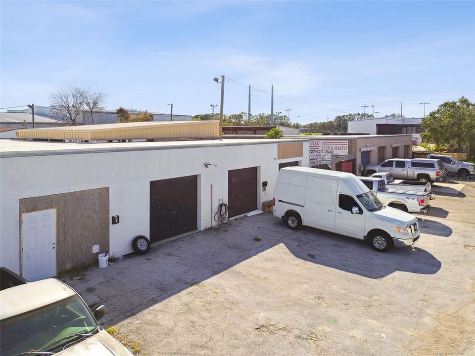 Pinellas Park Flex Space offered by GoCommercial