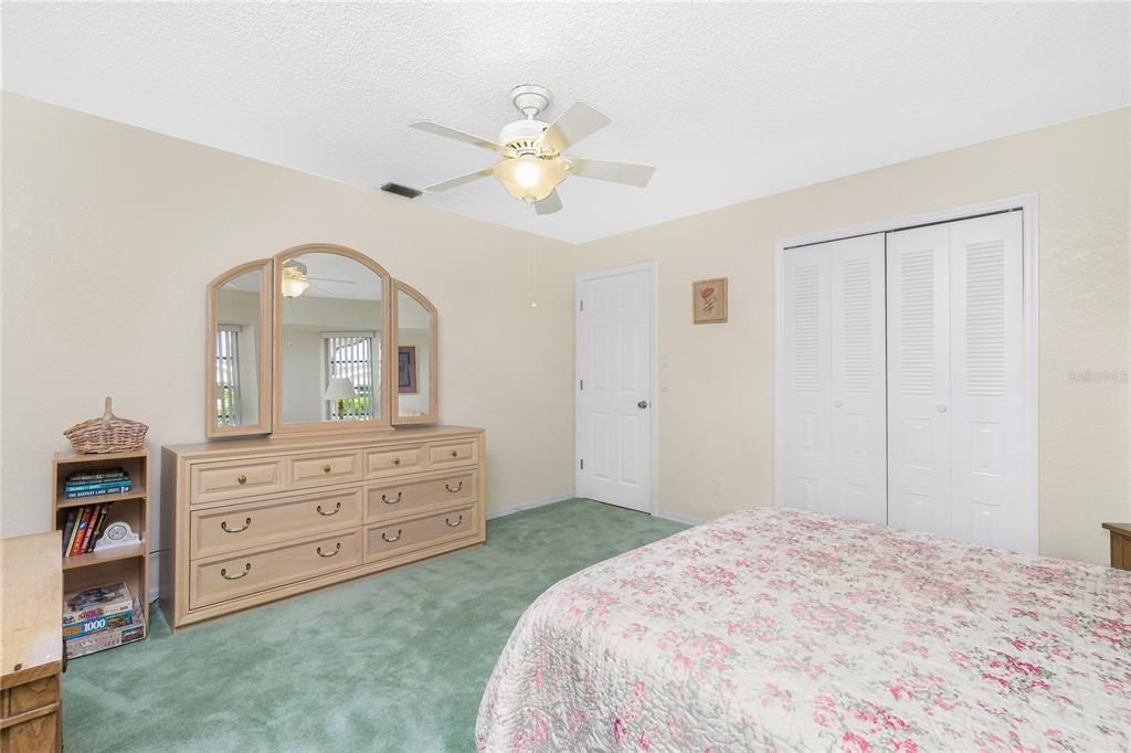 出租: $4,800 (3 贝兹, 2 浴室, 2810 平方英尺)