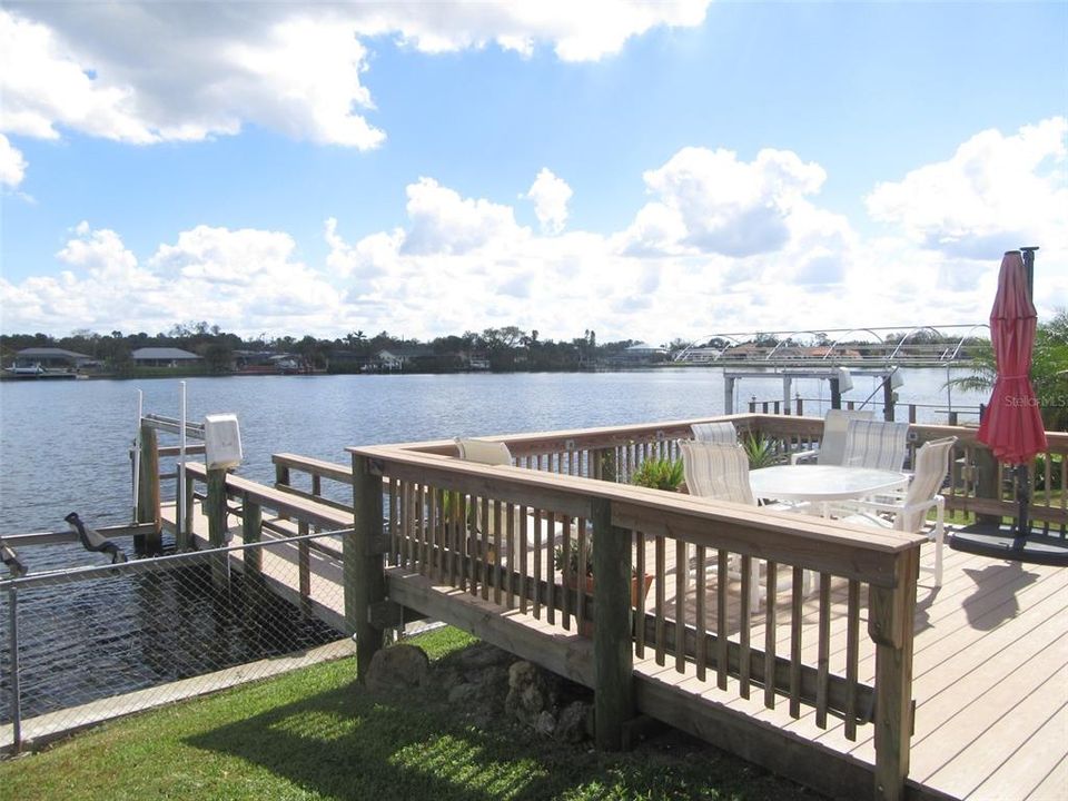 出租: $4,800 (3 贝兹, 2 浴室, 2810 平方英尺)