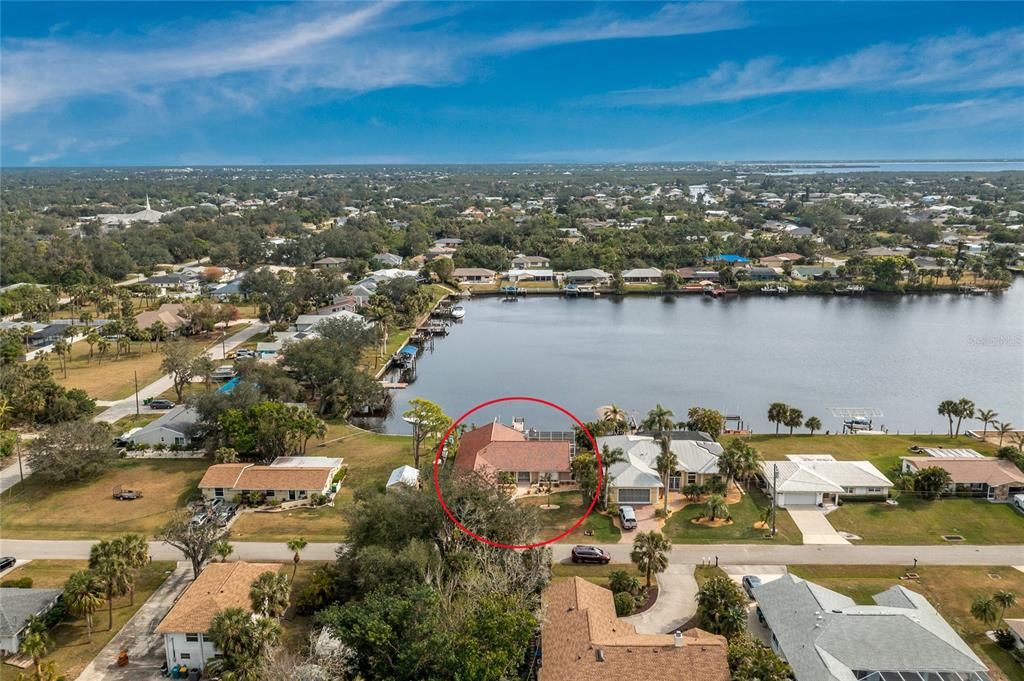 出租: $4,800 (3 贝兹, 2 浴室, 2810 平方英尺)