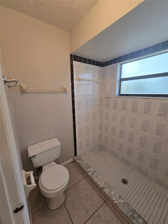 For Rent: $1,795 (3 beds, 2 baths, 1329 Square Feet)