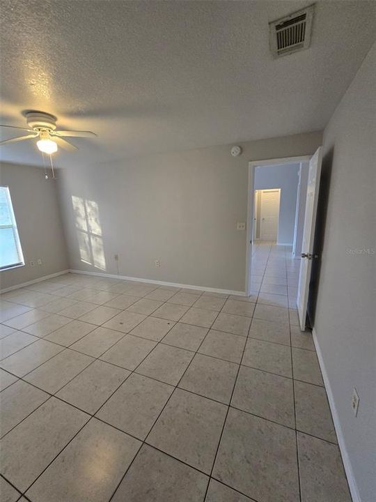 For Rent: $1,795 (3 beds, 2 baths, 1329 Square Feet)