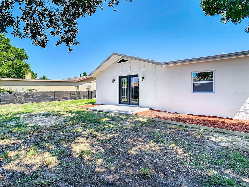 For Sale: $329,000 (4 beds, 2 baths, 1440 Square Feet)