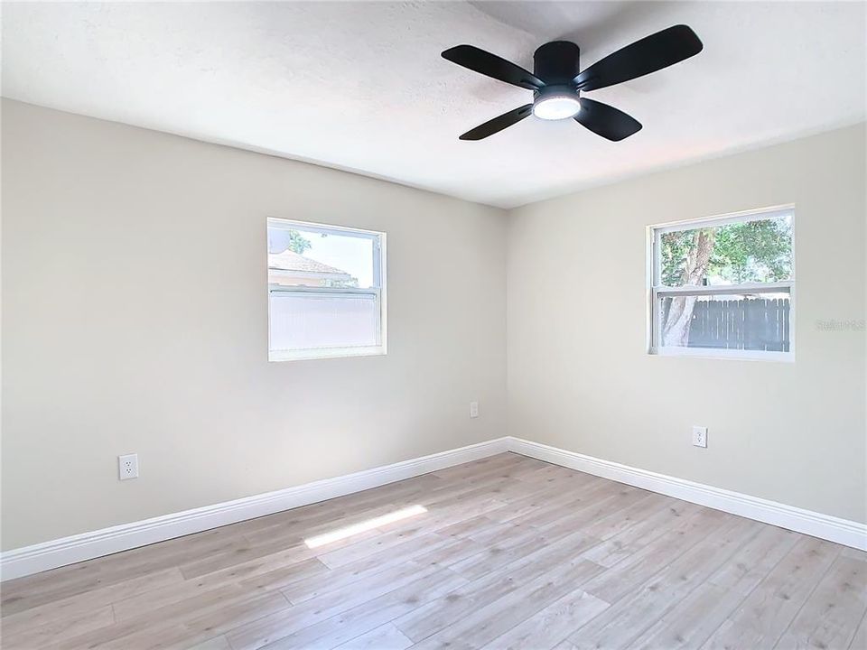 For Sale: $329,000 (4 beds, 2 baths, 1440 Square Feet)