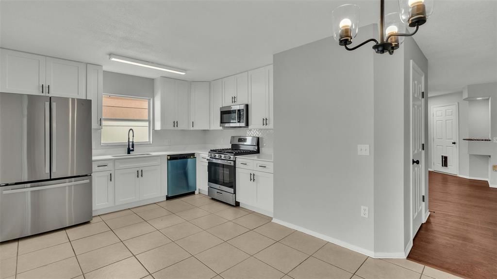 For Sale: $345,000 (4 beds, 2 baths, 1551 Square Feet)