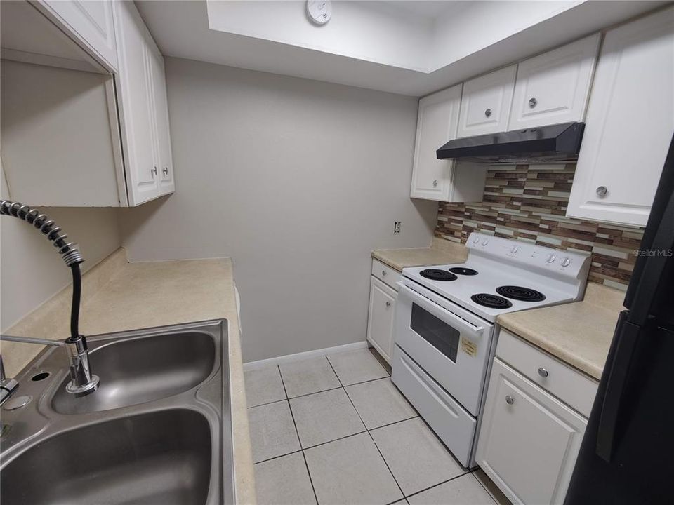 For Rent: $1,749 (3 beds, 2 baths, 1132 Square Feet)