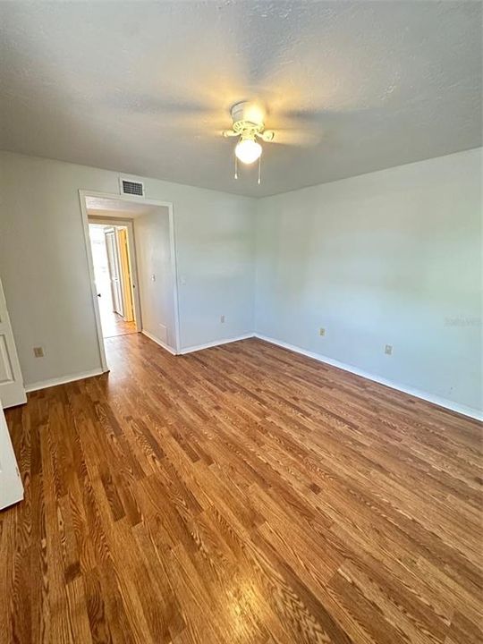 For Rent: $2,500 (3 beds, 2 baths, 1588 Square Feet)